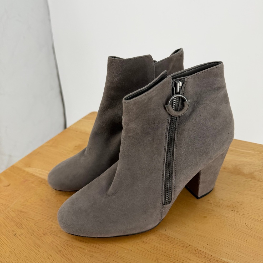 1.STATE Ankle Boots Women Size 7.5 Gray Suede Block Heel Side Zip Booties Office